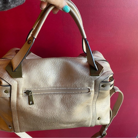 Ampere very soft Vegan Gold 3-way satchel, shoulder, crossbody holiday fun - Picture 3 of 9